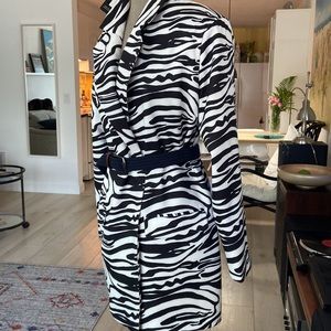 Prettylittlething Tailored Long Blazer size 16